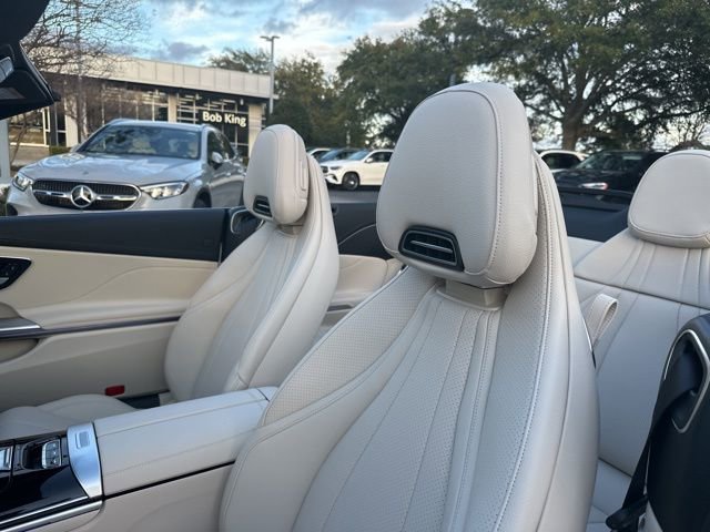 New 2026 Mercedes-Benz CLE 300 4MATIC Cabriolet image 19