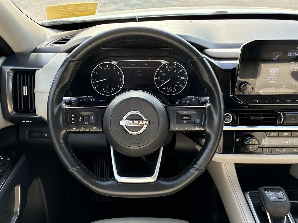 Certified 2022 Nissan Pathfinder SL AWD/4WD image 16