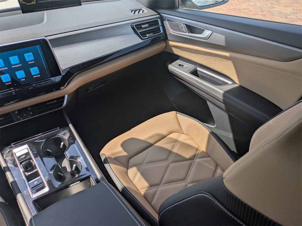 New 2026 Volkswagen Atlas Cross Sport SE image 19