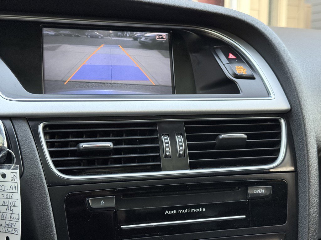 Used 2016 Audi A4 Premium Plus w/ Technology Package image 19