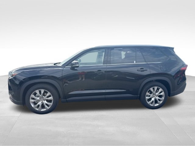 Used 2026 Toyota Grand Highlander FWD image 2