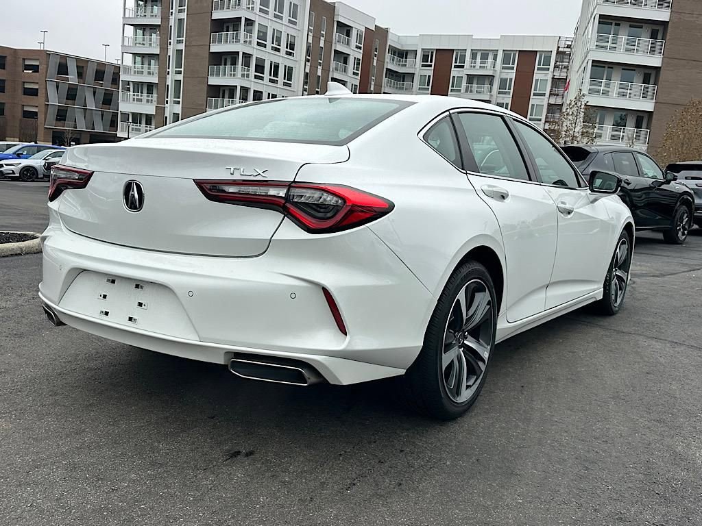 Certified 2025 Acura TLX w/ Technology Package image 11
