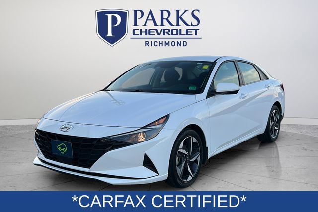 Used 2023 Hyundai Elantra SEL w/ Convenience Package FWD image 3