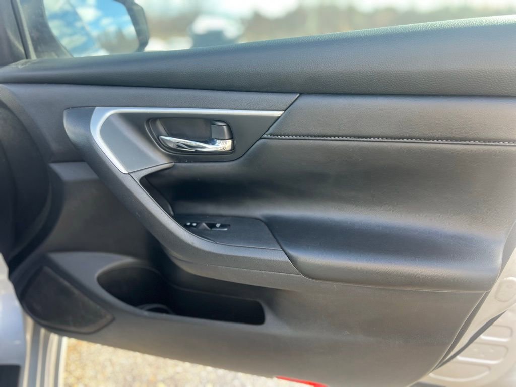 Used 2018 Nissan Altima 2.5 SL FWD image 25