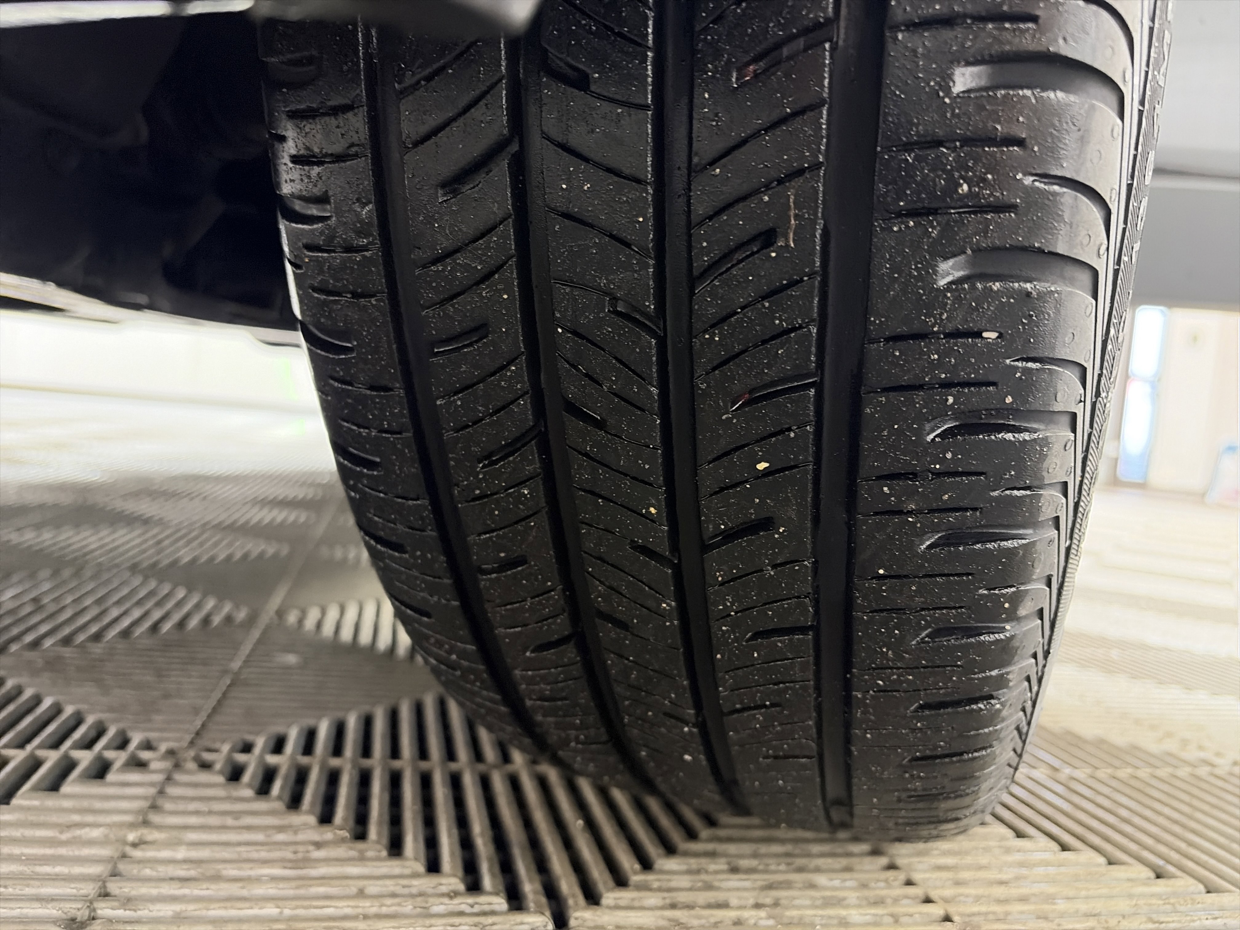 Used 2020 Buick Encore Preferred w/ Safety Package image 12