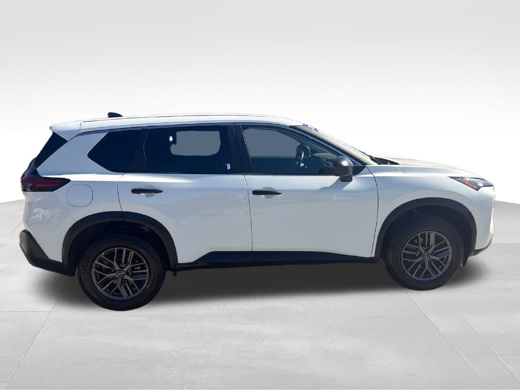 Used 2023 Nissan Rogue S FWD image 6