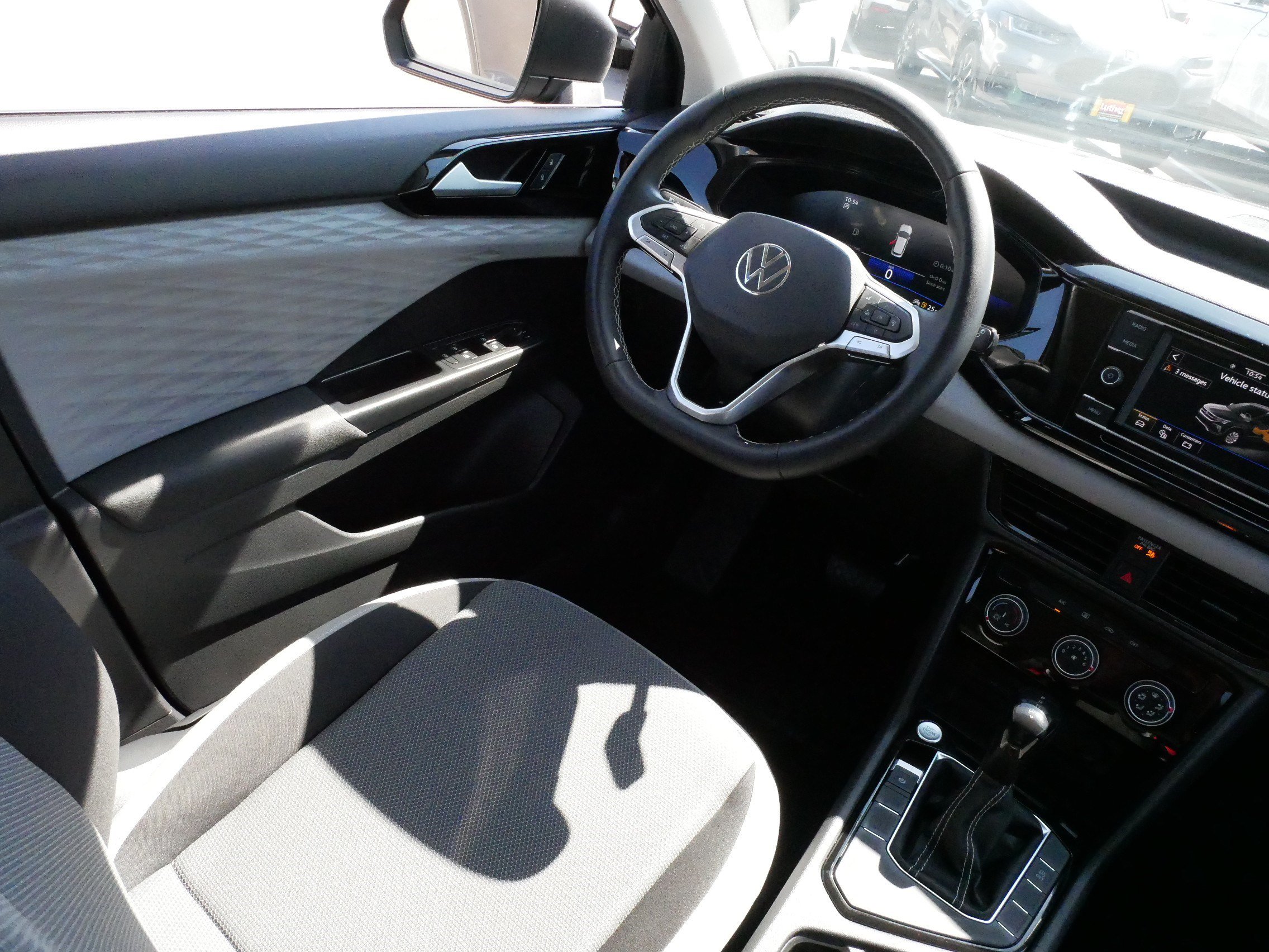 Used 2023 Volkswagen Taos S FWD image 9
