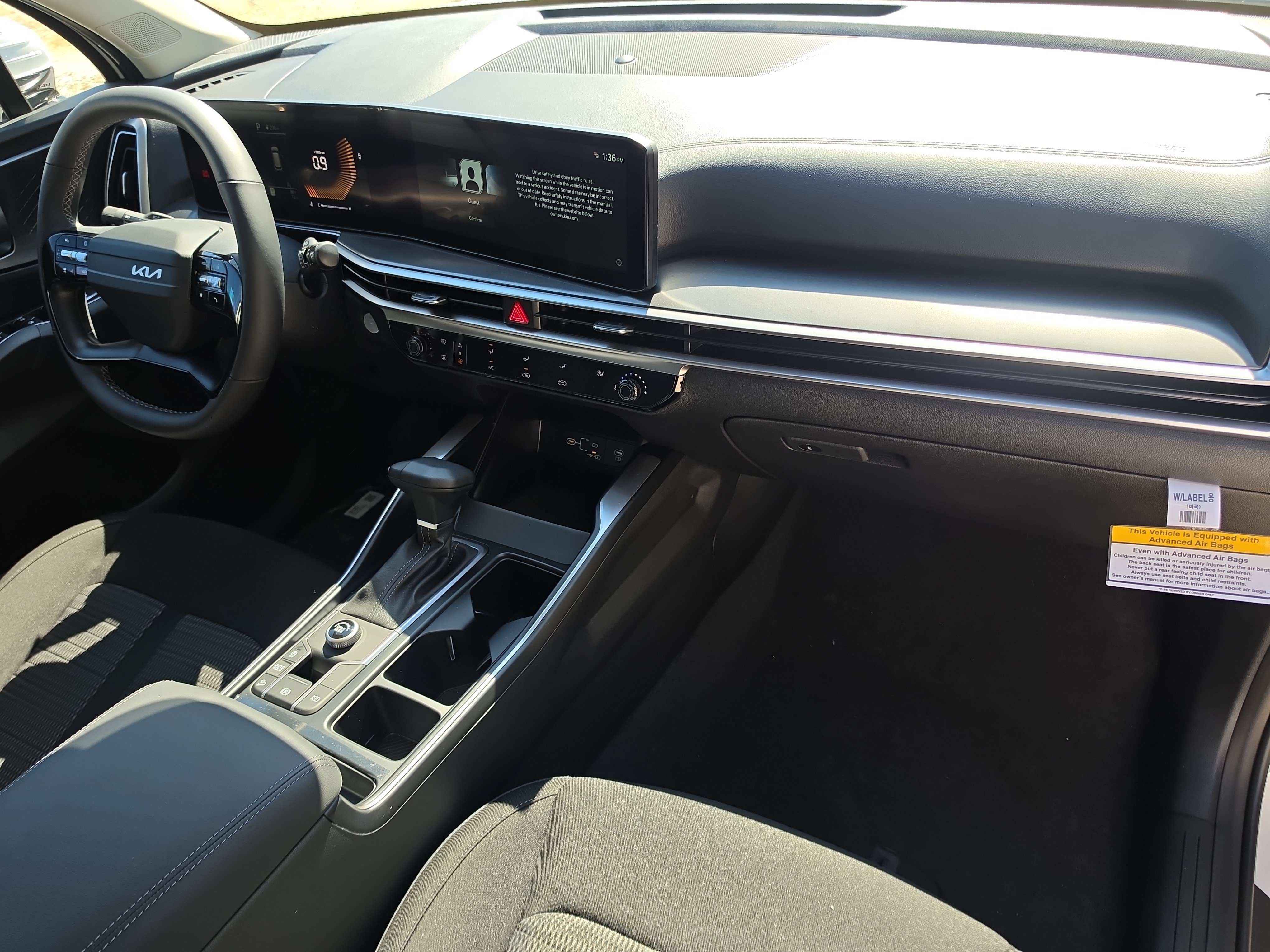 New 2026 Kia Sorento LX FWD image 11