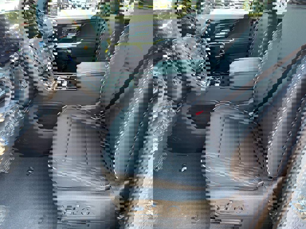 New 2026 Chevrolet Silverado EV LT image 15