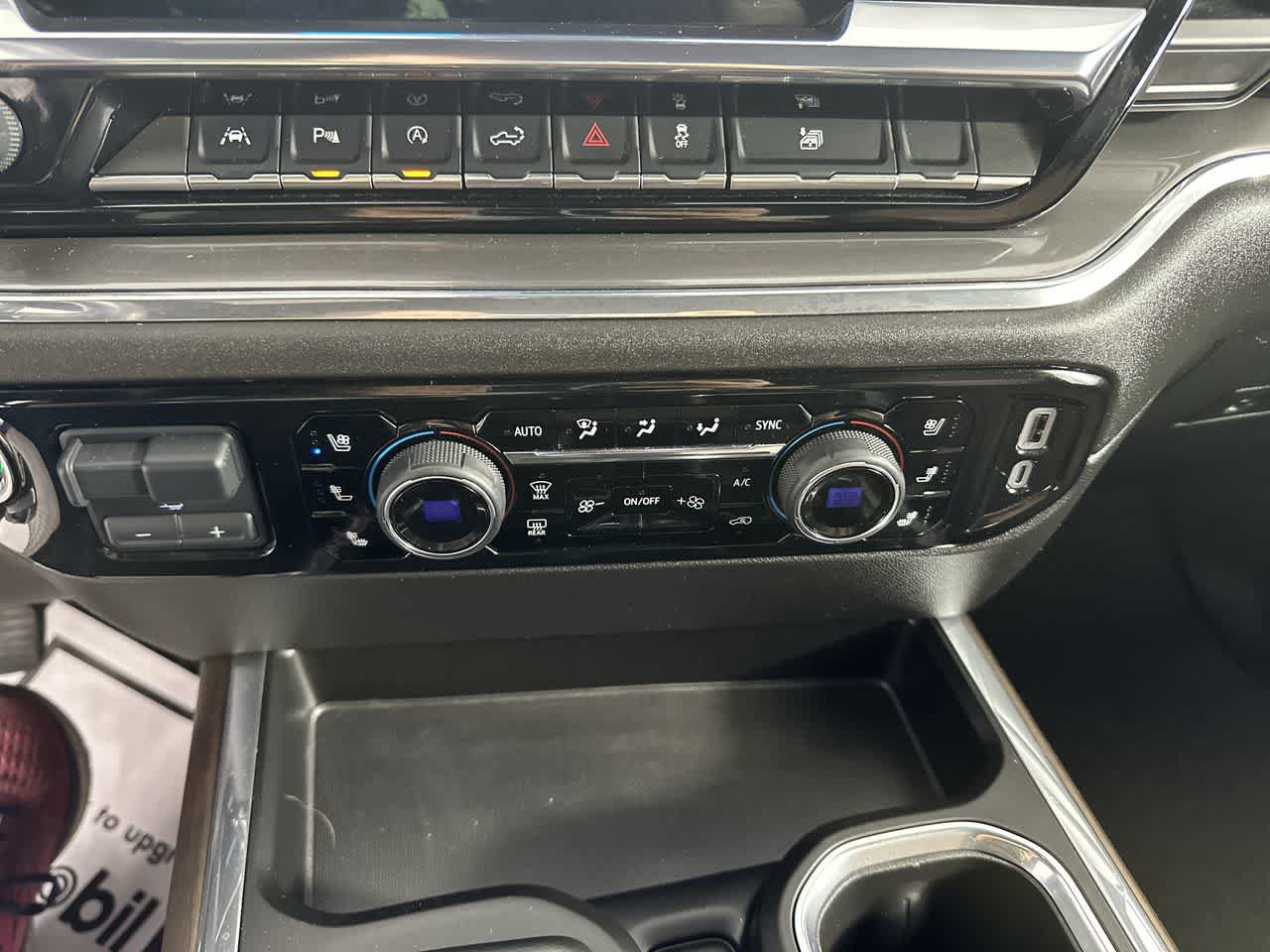 Used 2024 Chevrolet Silverado 1500 High Country AWD/4WD image 23