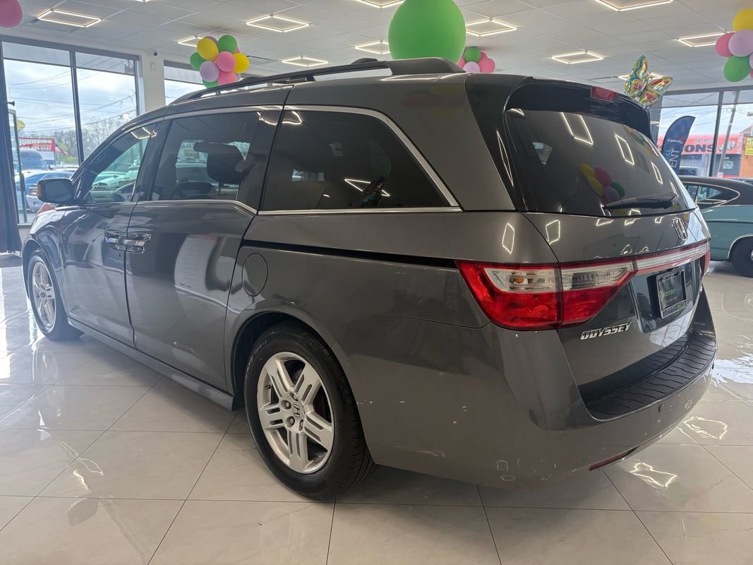 Used 2013 Honda Odyssey Touring image 10
