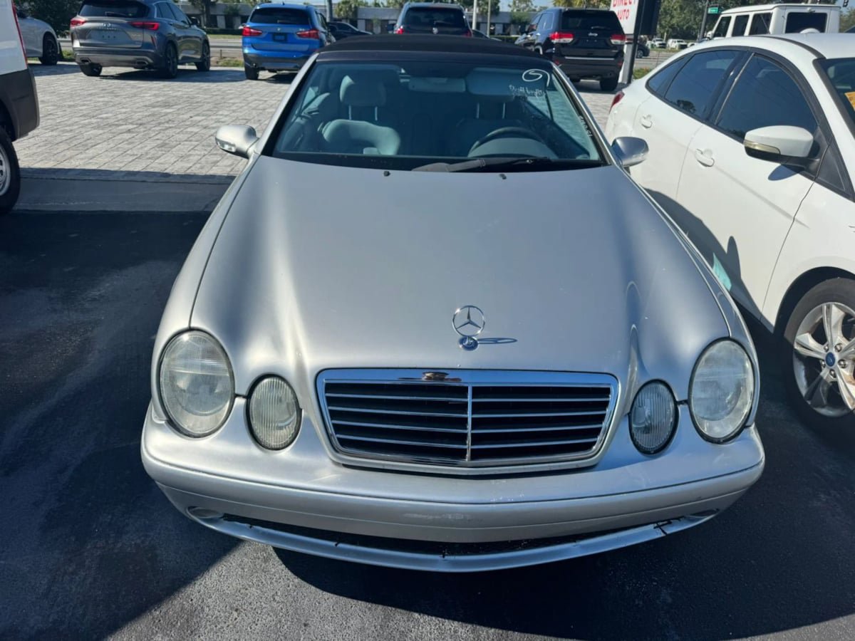 Used 2001 Mercedes-Benz CLK 430 Cabriolet image 2
