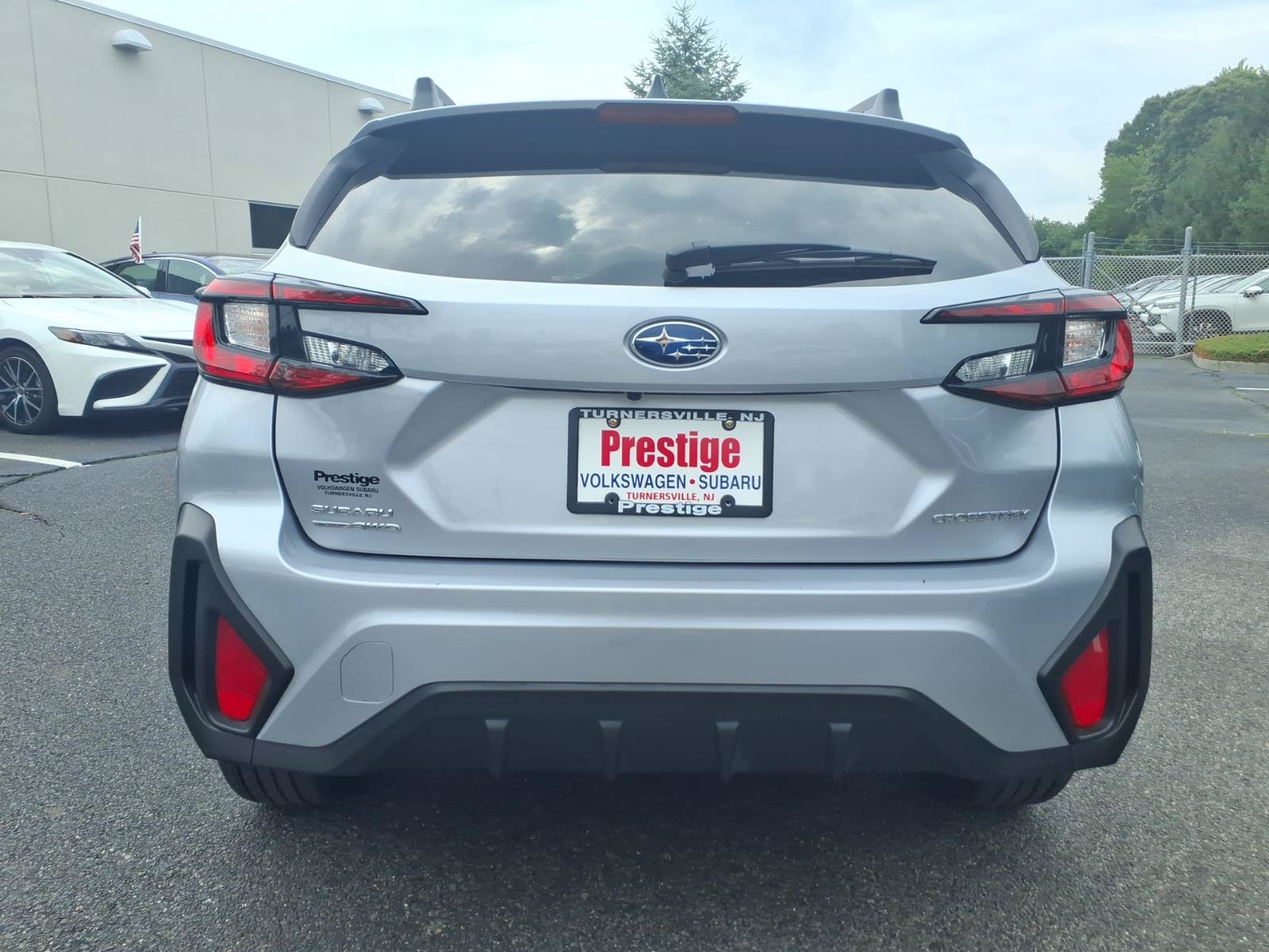 Certified 2024 Subaru Crosstrek 2.0i Premium w/ Crosstrek Mirror Package AWD/4WD image 3