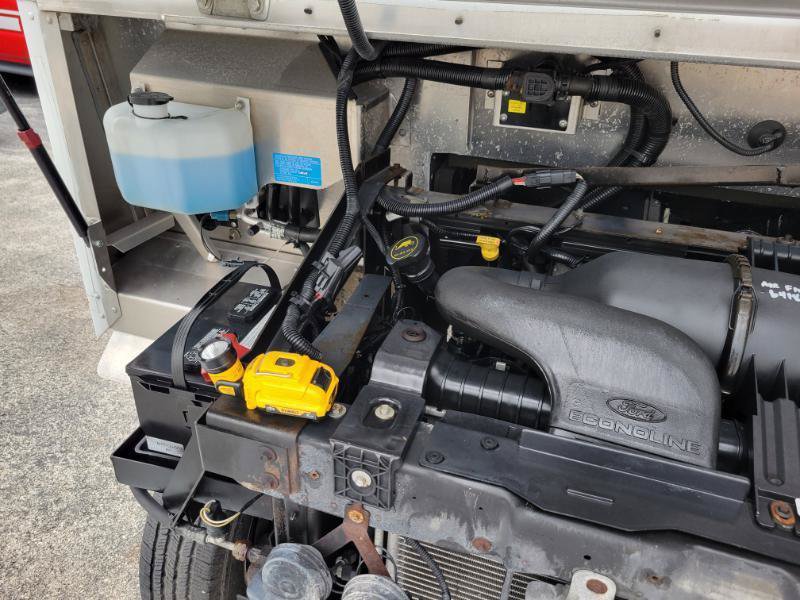 Used 2016 Ford E-350 and Econoline 350 Super Duty w/ A/C Prep Package RWD image 21