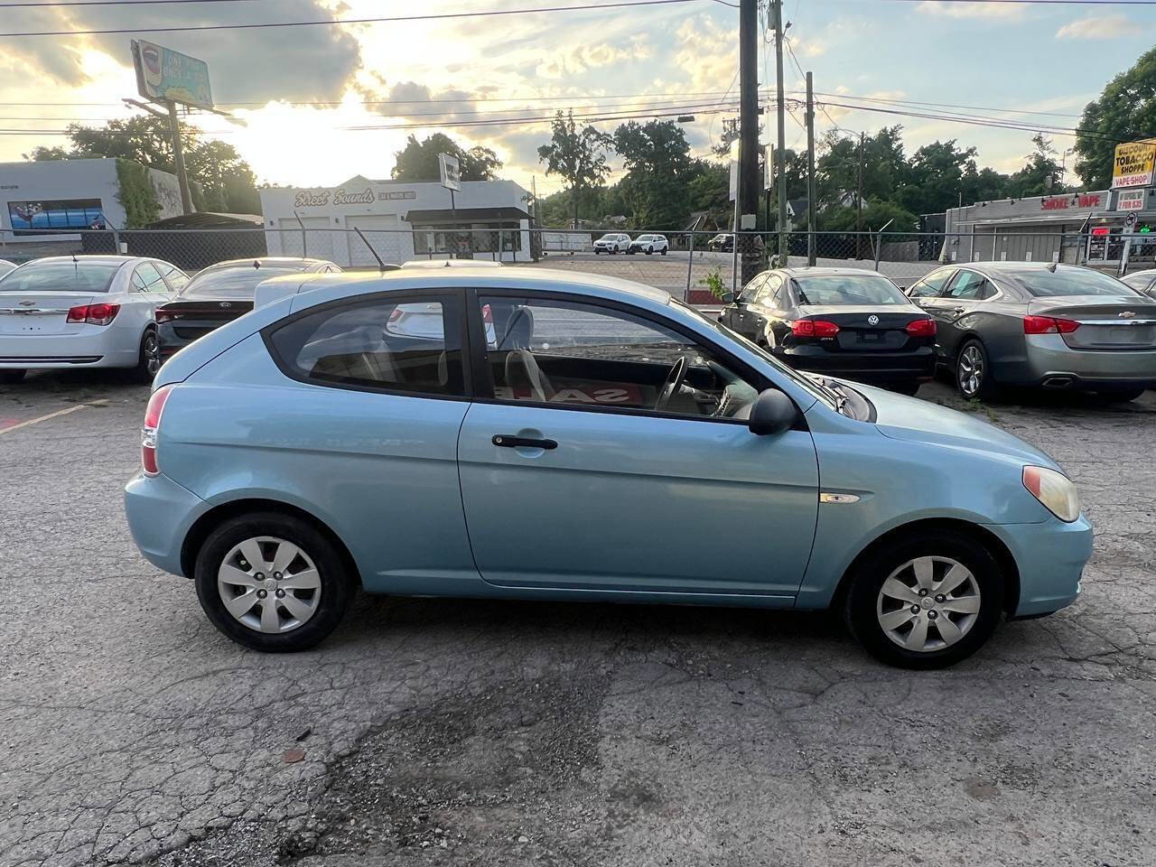 Used 2008 Hyundai Accent GS FWD image 6