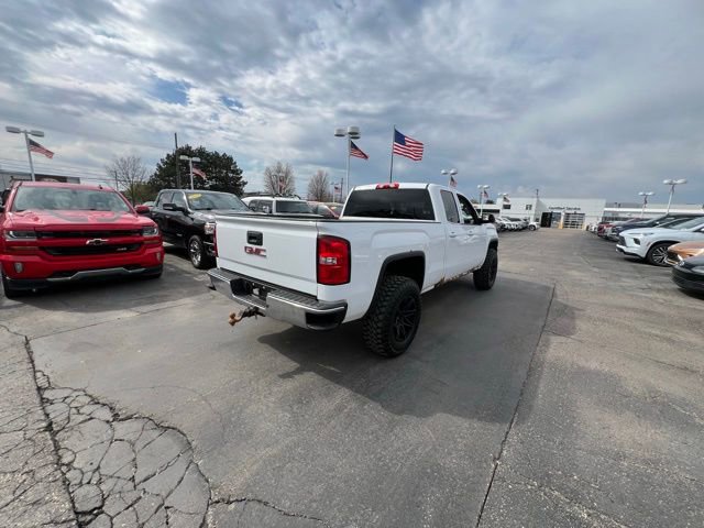 Used 2017 GMC Sierra 1500 SLE w/ SLE Value Package AWD/4WD image 5