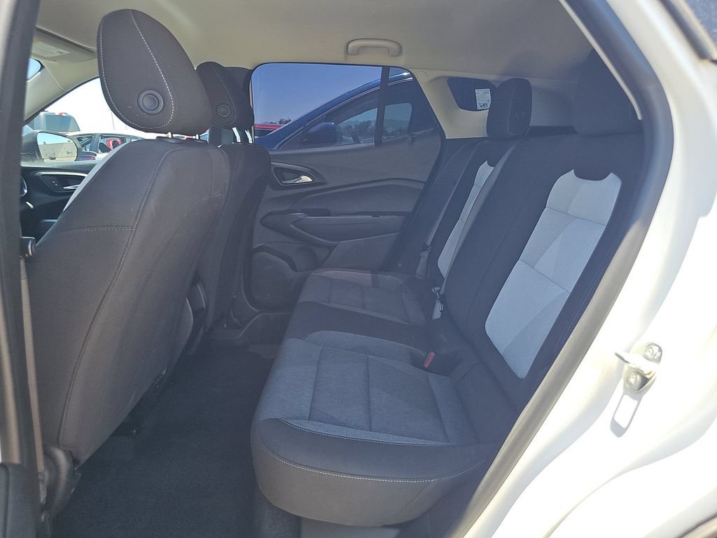 Used 2024 Chevrolet Trax LS FWD image 9