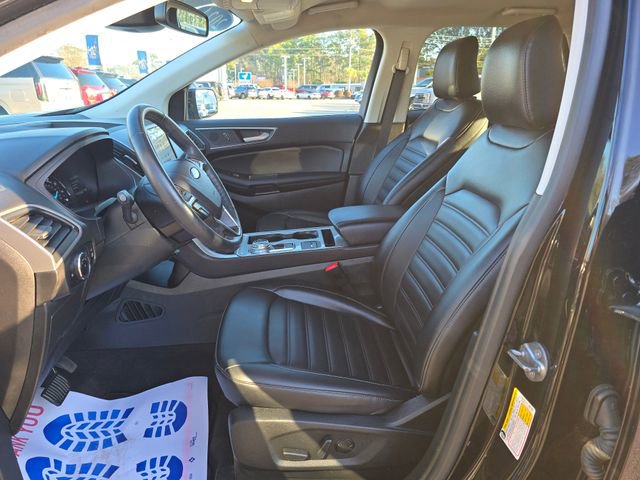 Used 2024 Ford Edge SEL w/ Convenience Package image 9