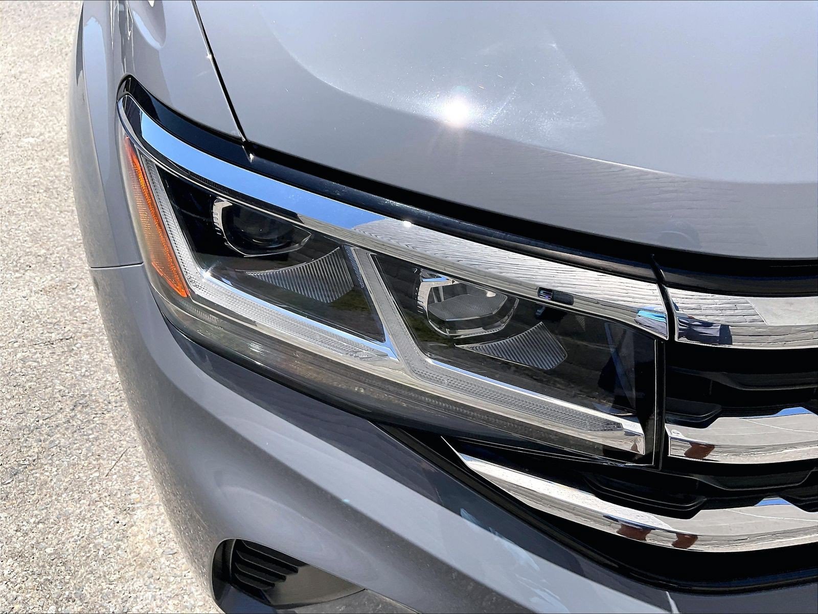 Certified 2023 Volkswagen Atlas Cross Sport SEL AWD/4WD image 27