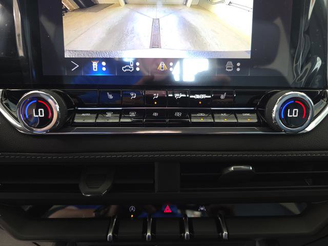 New 2026 Chevrolet Colorado LT w/ LT Convenience Package AWD/4WD image 19