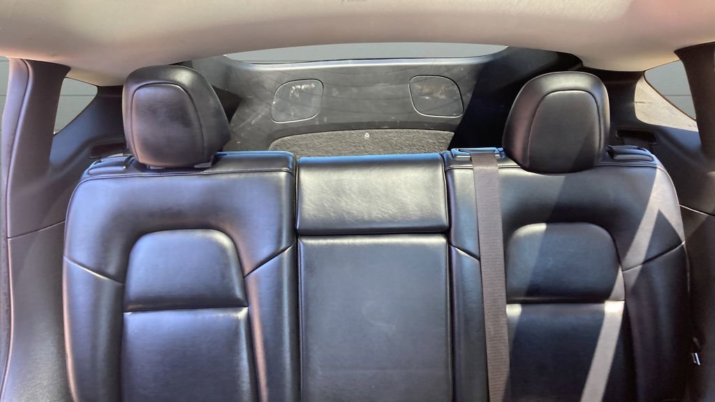 Used 2021 Tesla Model Y Long Range image 19