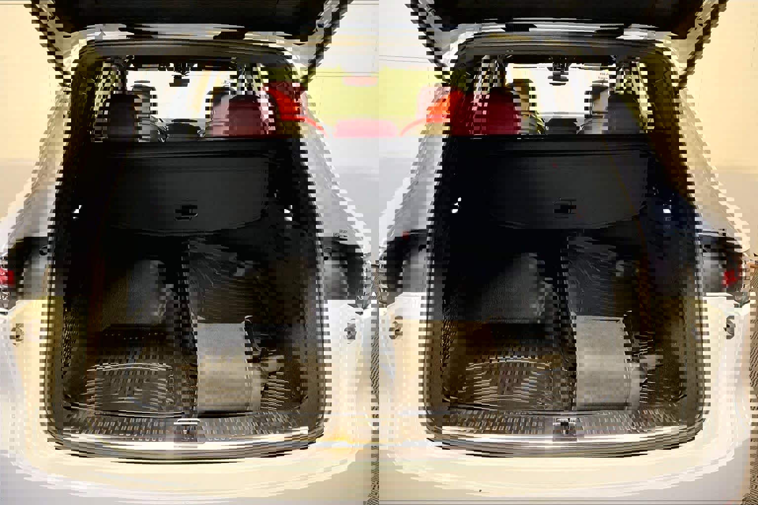 Used 2021 Porsche Cayenne AWD/4WD image 36