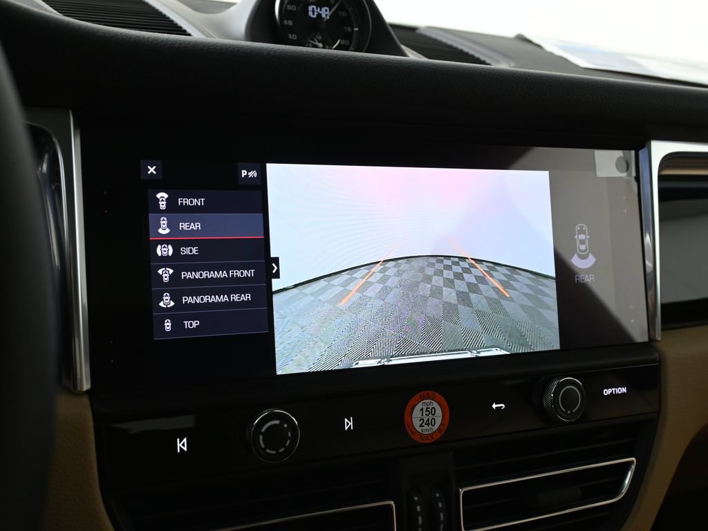 New 2026 Porsche Macan AWD/4WD image 28