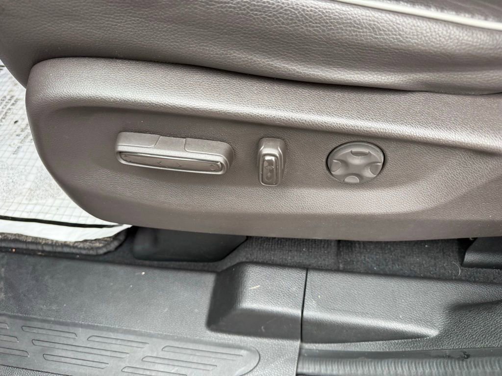 Used 2022 Honda Odyssey Elite image 17