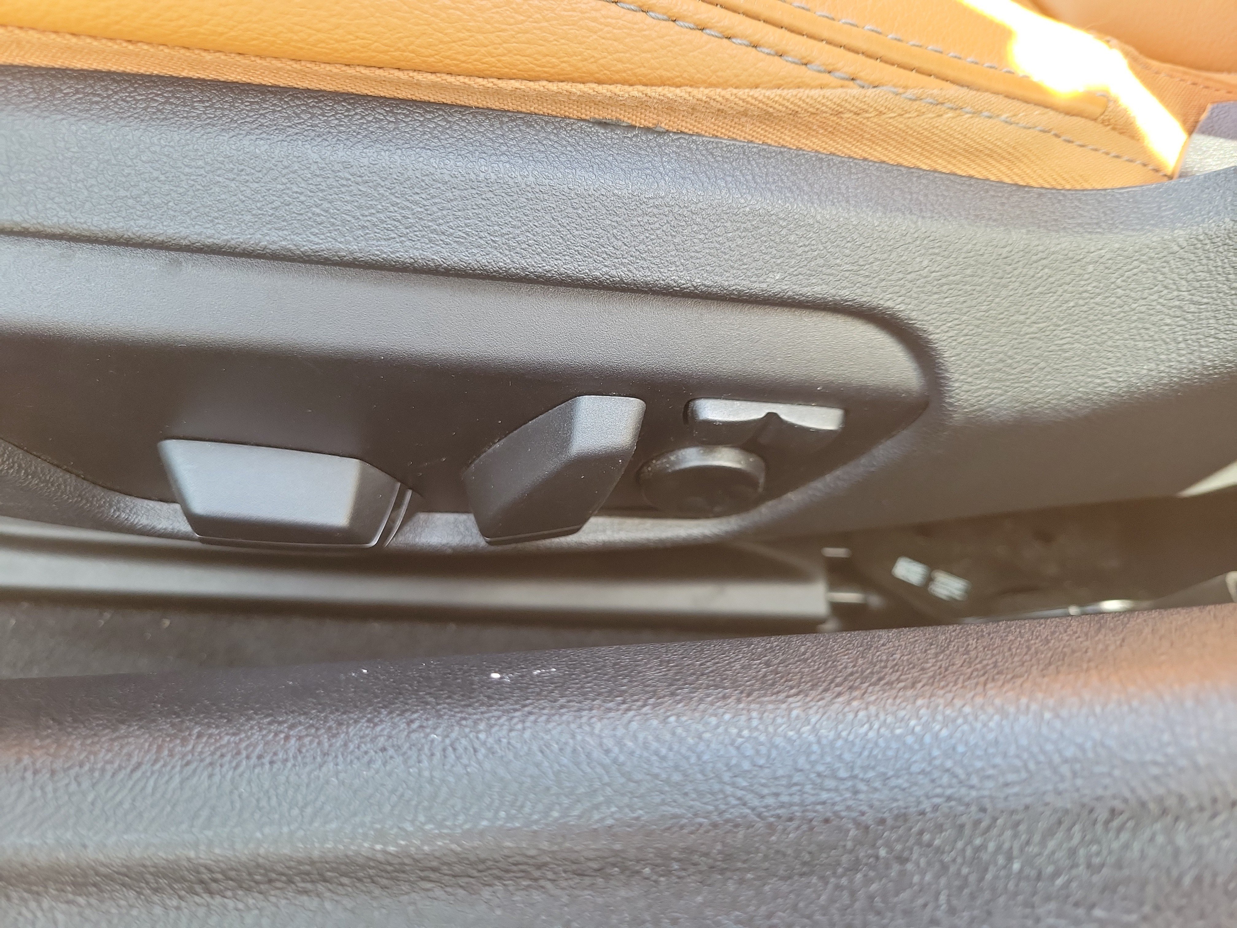 Used 2019 BMW Z4 sDrive30i w/ Convenience Package RWD image 13