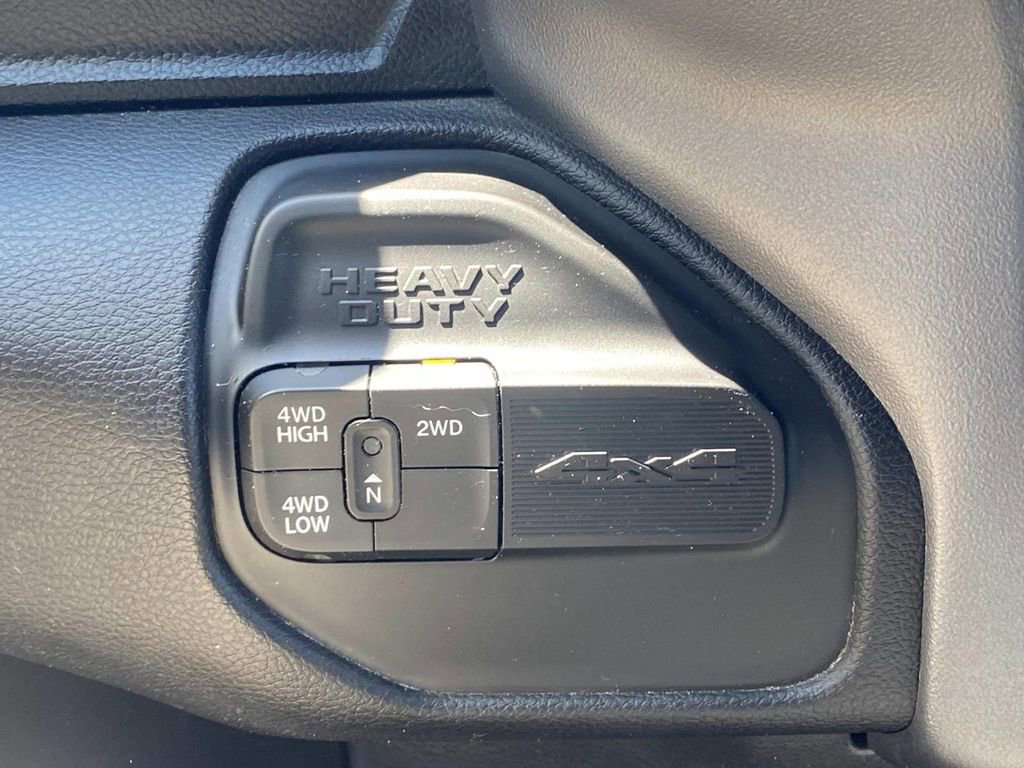 Used 2024 RAM 3500 Big Horn image 25