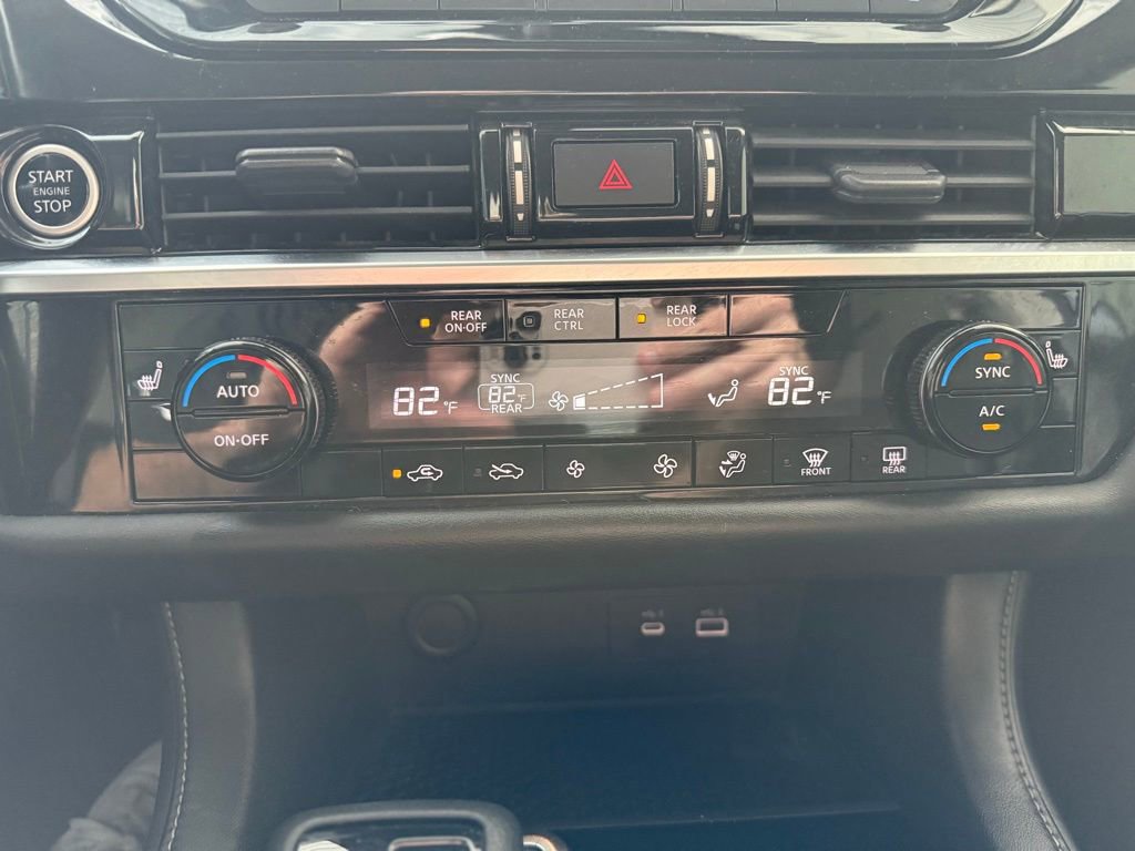 Used 2022 Nissan Pathfinder SV image 23