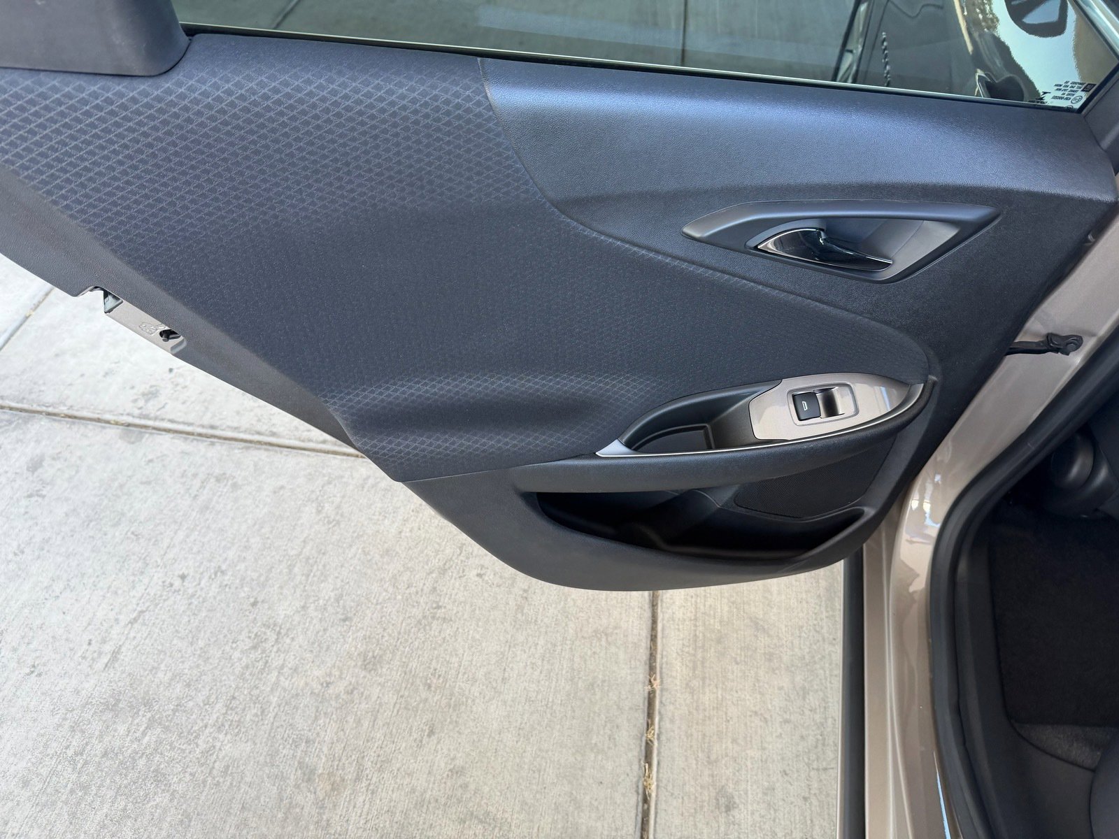 Used 2023 Chevrolet Malibu LS image 23