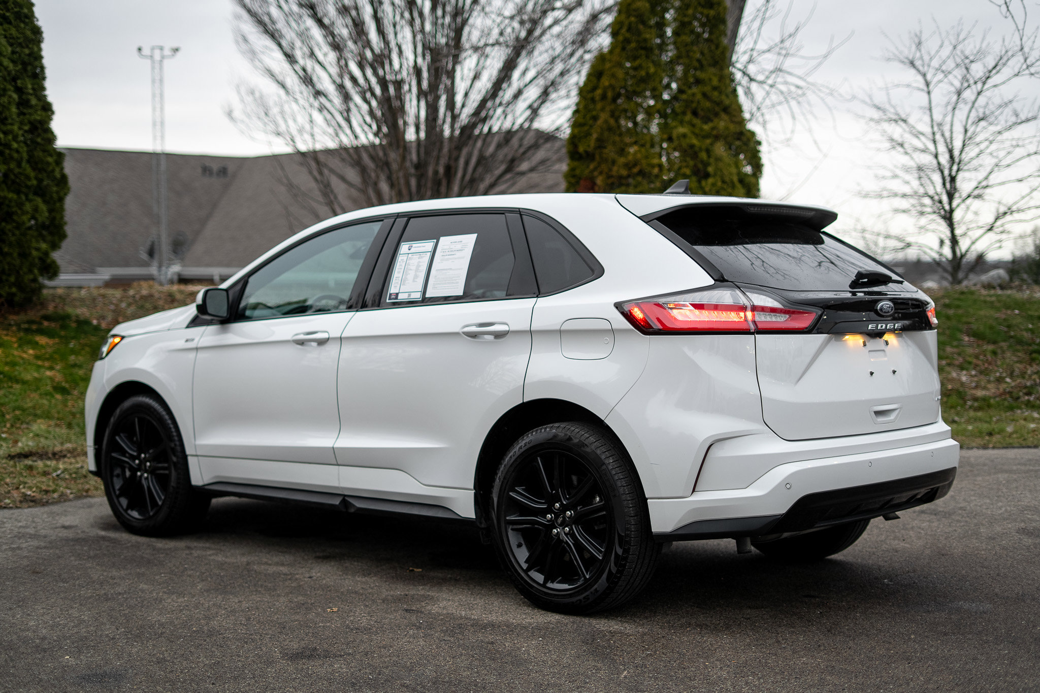 Used 2024 Ford Edge ST-Line image 7