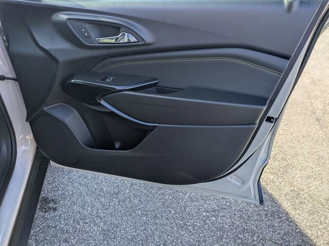 New 2026 Chevrolet Trax ACTIV w/ Sunroof Package FWD image 34