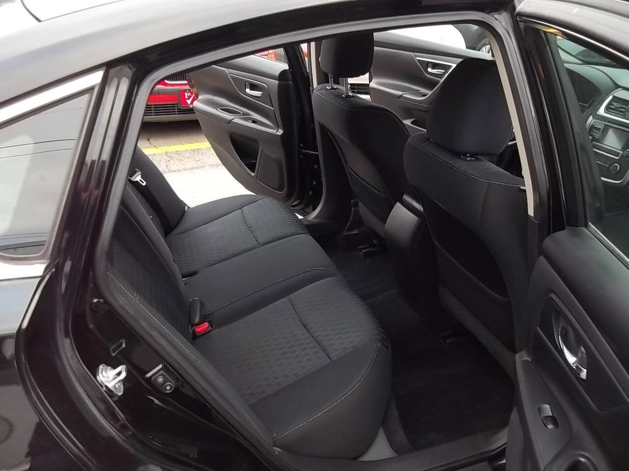 Used 2017 Nissan Altima 2.5 S w/ Power Driver Seat Package FWD image 11