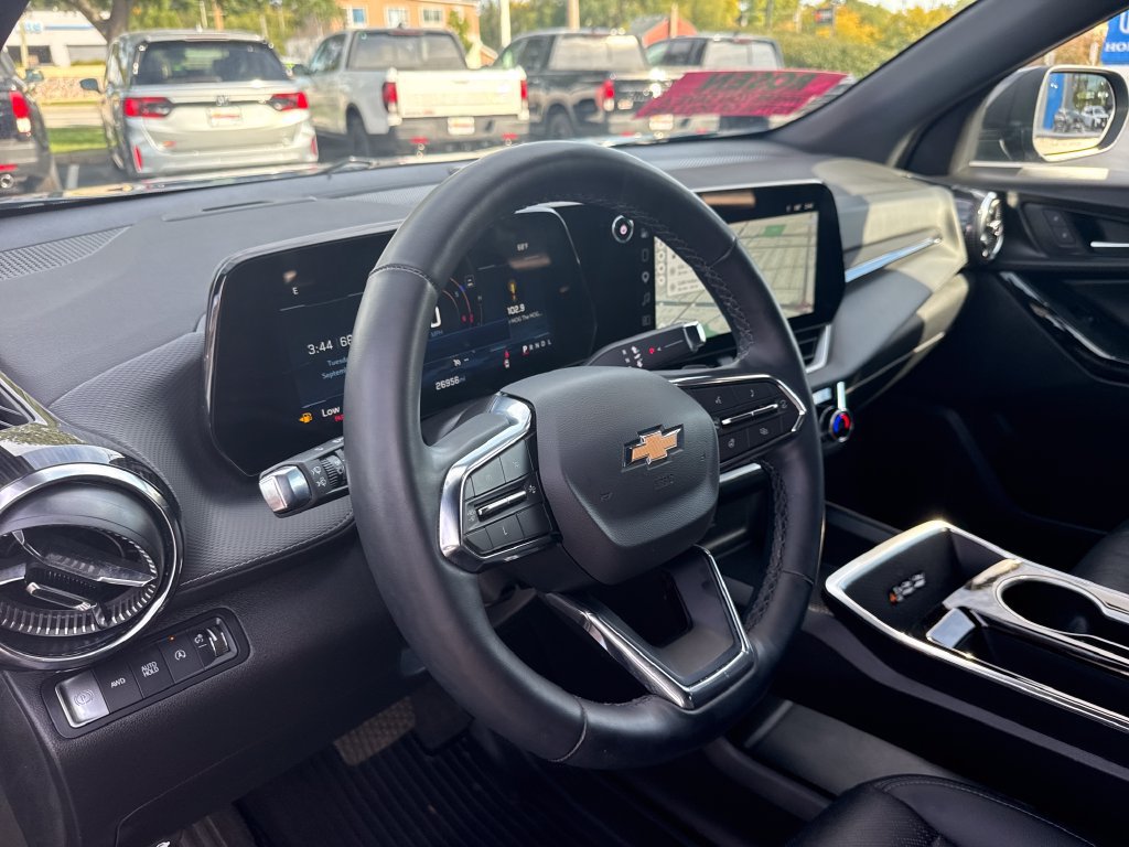 Used 2025 Chevrolet Equinox LT w/ Convenience Package II AWD/4WD image 14