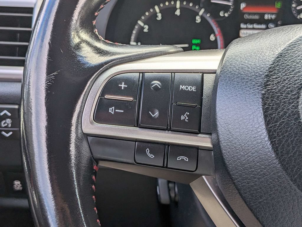 Used 2022 Lexus GX 460 Luxury w/ Sport Design Package AWD/4WD image 26