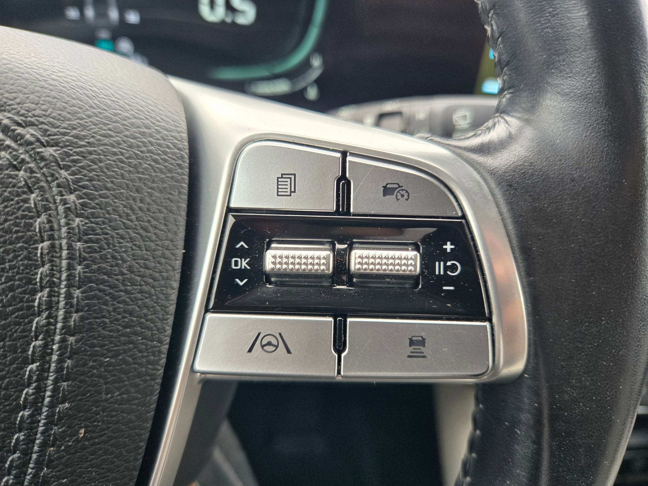 Used 2023 Kia Telluride S w/ S Sunroof Package image 24