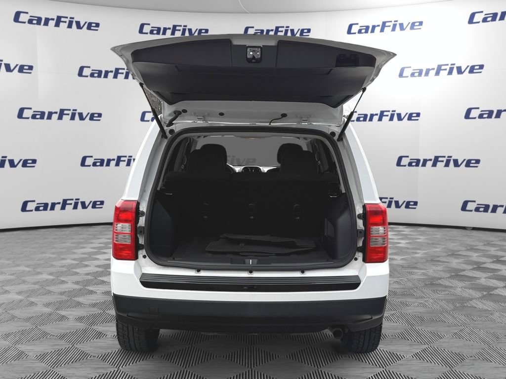 Used 2015 Jeep Patriot Sport w/ Power Value Group FWD image 11