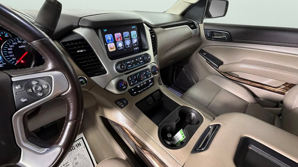 Used 2019 GMC Yukon XL SLT w/ Open Road Package AWD/4WD image 19
