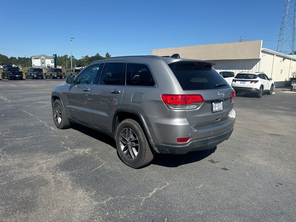 Used 2018 Jeep Grand Cherokee Limited w/ Luxury Group II image 4