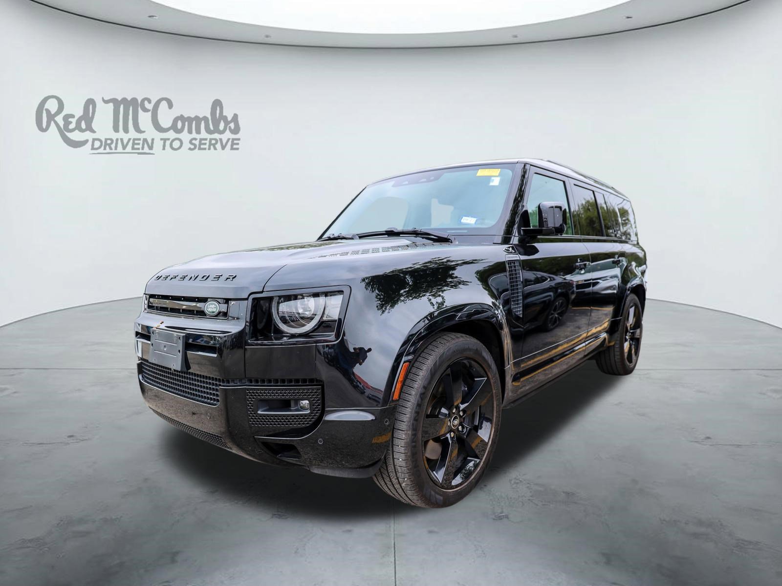 Used 2025 Land Rover Defender 130 X-Dynamic SE