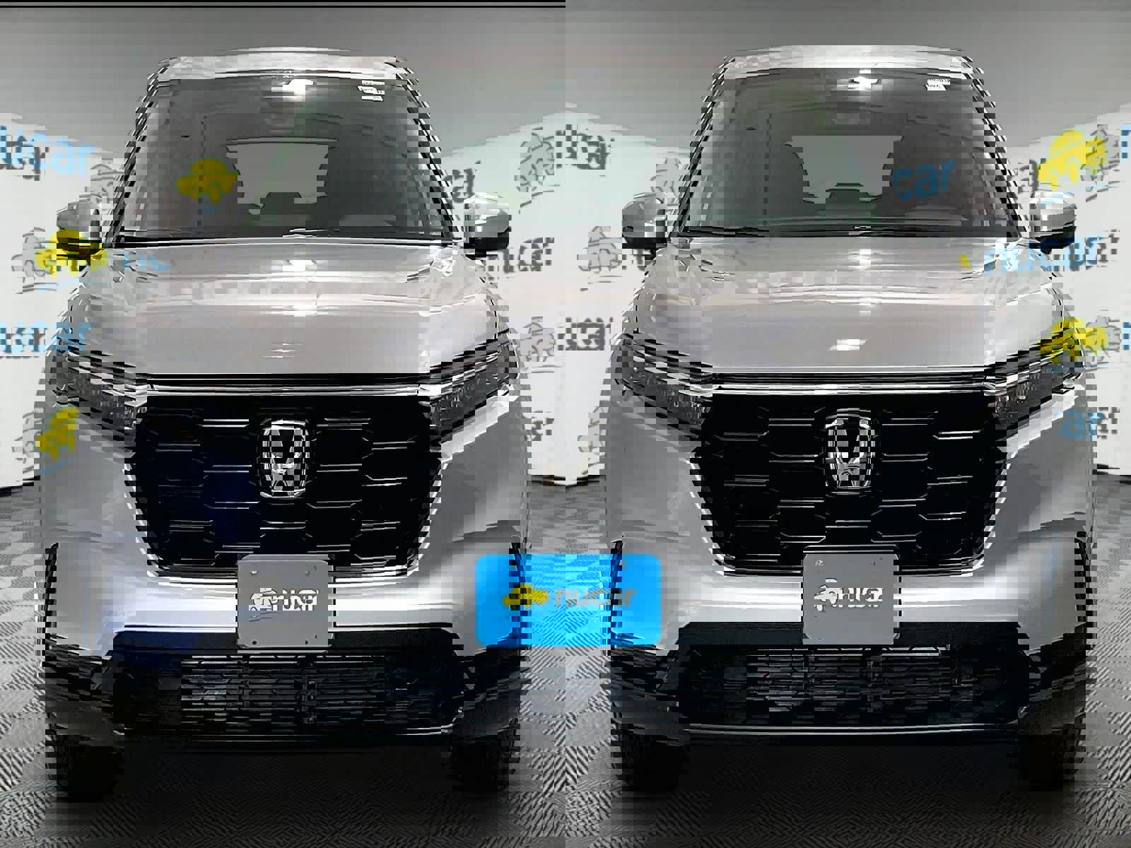 Used 2024 Honda CR-V LX image 2