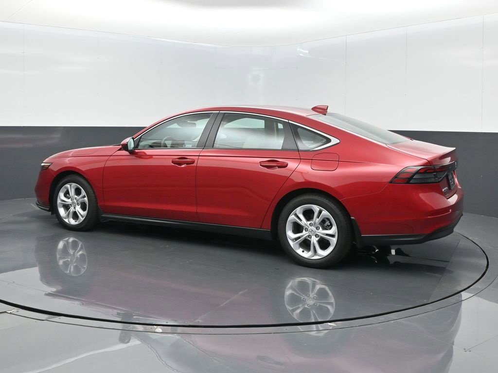 Certified 2025 Honda Accord LX image 13