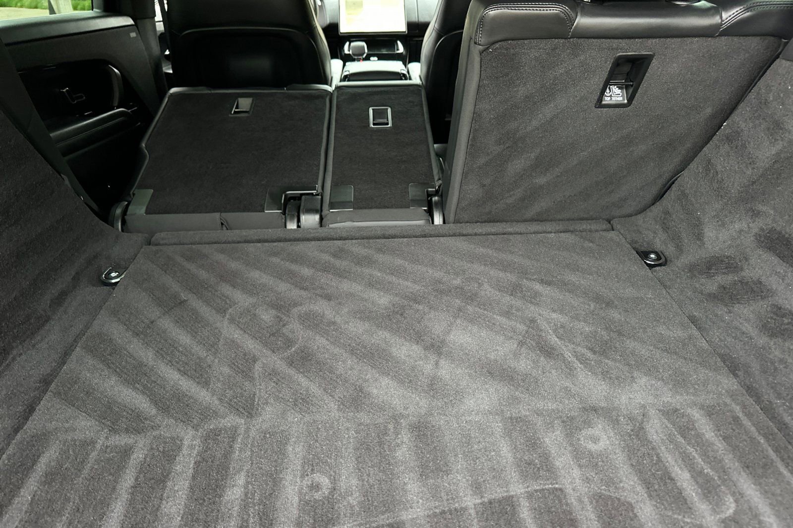 Used 2025 Land Rover Range Rover Sport Dynamic SE image 36