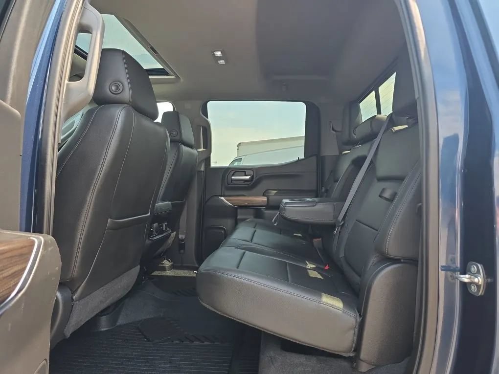 Used 2020 Chevrolet Silverado 1500 LT Trail Boss AWD/4WD image 46
