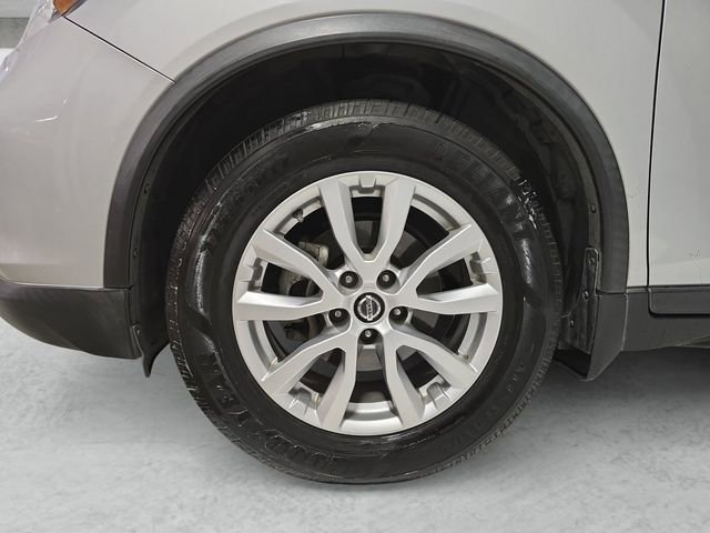 Used 2019 Nissan Rogue SV FWD image 23