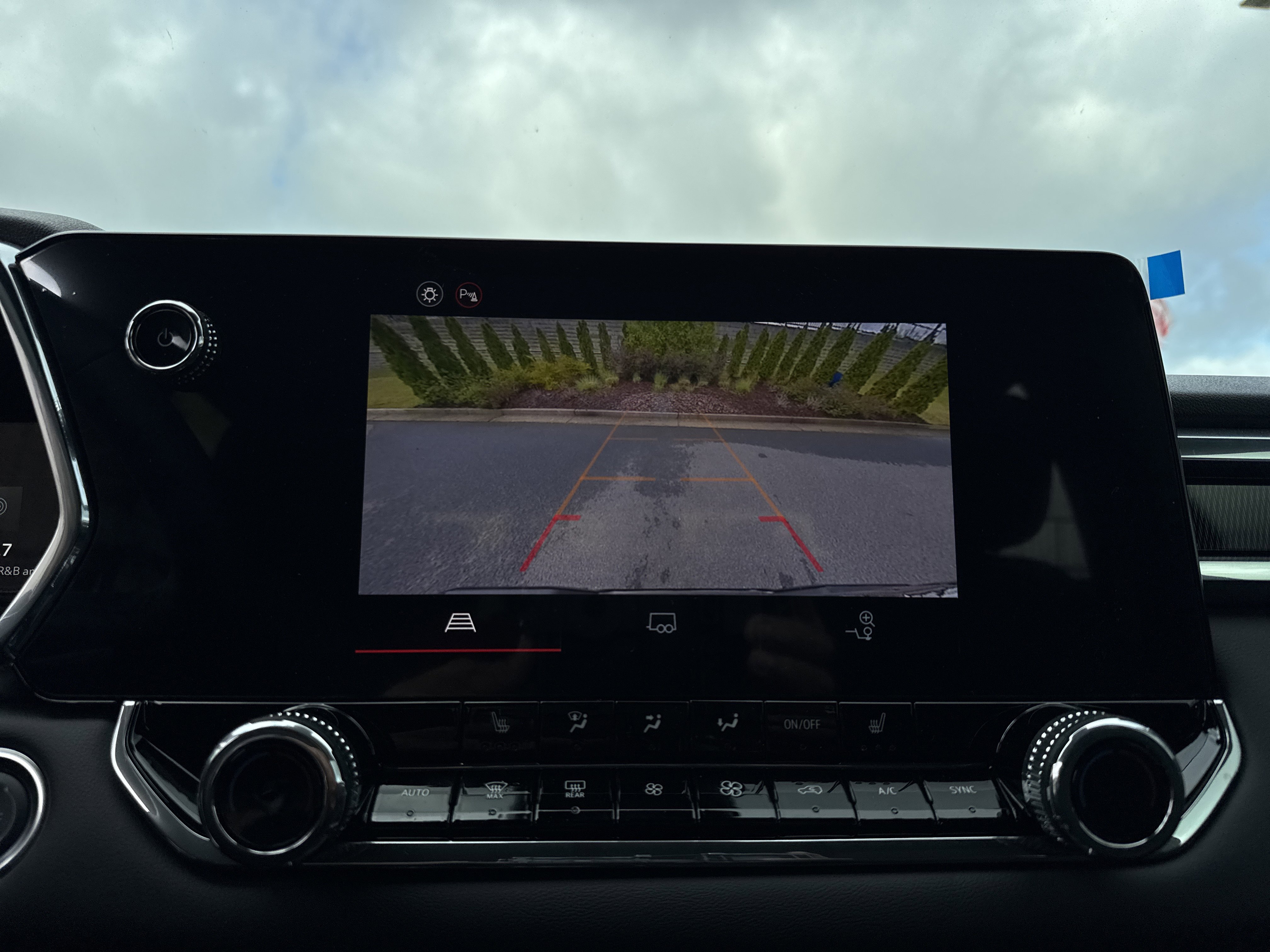 New 2026 GMC Canyon Elevation w/ Convenience Package image 24