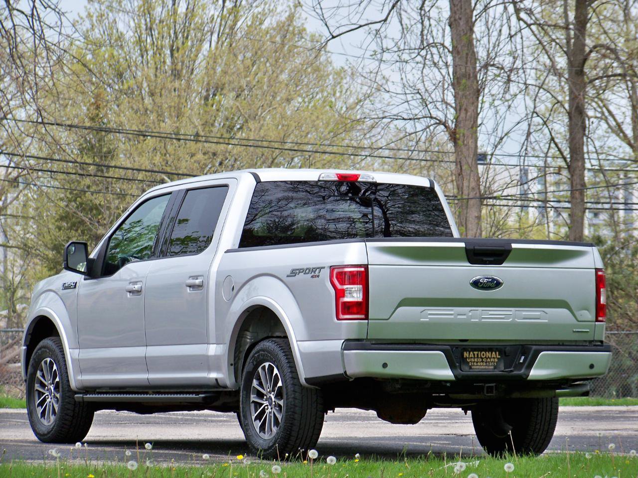 Used 2019 Ford F150 XLT w/ Equipment Group 302A Luxury AWD/4WD image 7