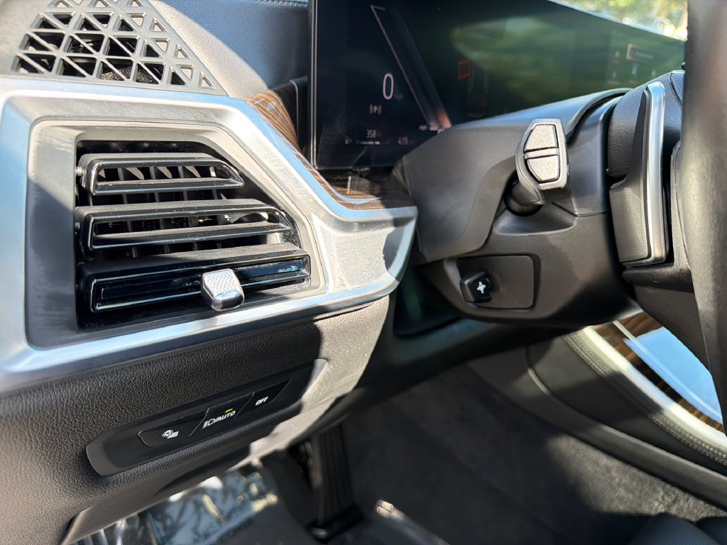 Used 2026 BMW X5 xDrive40i AWD/4WD image 34